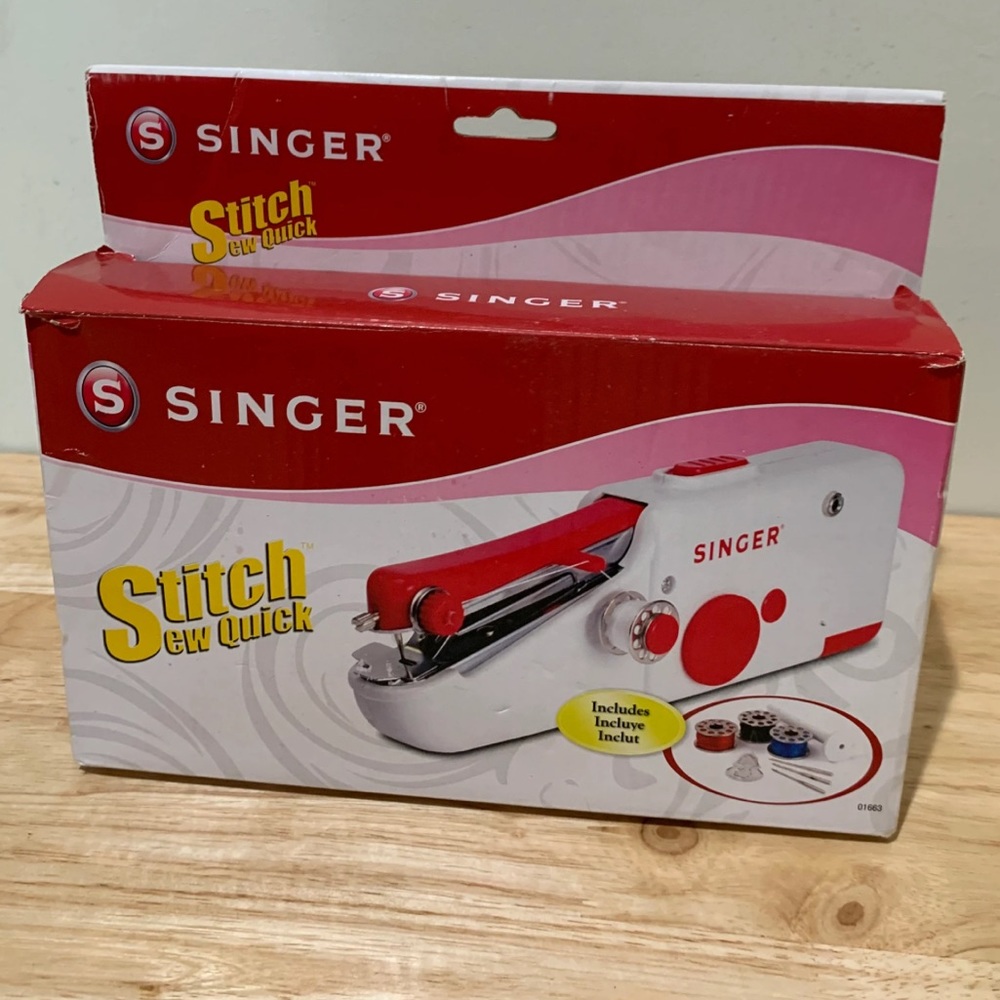 SINGER Stitchsew Quick Hand Held Portable Mending Battery